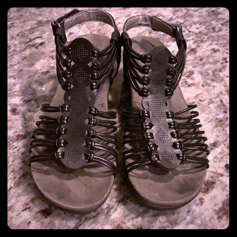 Beartrap memory foam, gladiator style sandal.